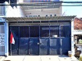 3 Habitación Villa en venta en Mulyorejo, East Jawa, Mulyorejo