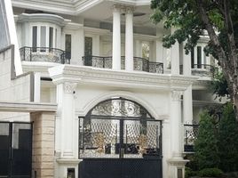 9 Bedroom House for sale in Sukolilo, East Jawa, Sukolilo