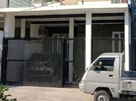 4 Habitación Villa en venta en Rungkut, East Jawa, Rungkut