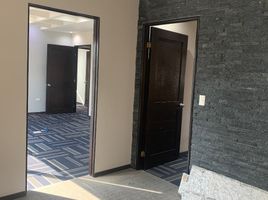 215 m2 Office for rent in San Pedro Garza Garcia, Nuevo Leon, San Pedro Garza Garcia
