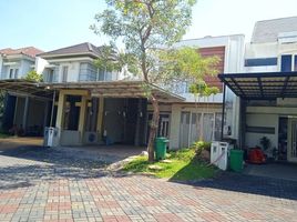 4 Bedroom House for rent in East Jawa, Lakarsantri, Surabaya, East Jawa