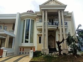 5 Kamar Rumah for sale in Lakarsantri, Surabaya, Lakarsantri