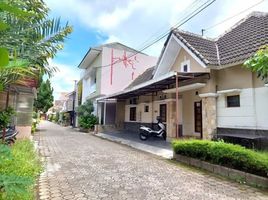 5 Bedroom House for sale in Gamping, Sleman, Gamping