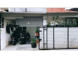 3 Kamar Rumah for sale in Jakarta Barat, Jakarta, Kembangan, Jakarta Barat