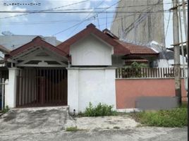 4 Habitación Villa en venta en Wiyung, East Jawa, Wiyung