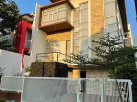 5 Bedroom House for sale in Jambangan, Surabaya, Jambangan