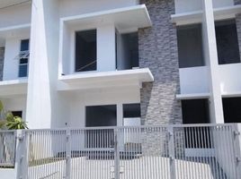 4 Bedroom House for sale in Arcamanik, Bandung, Arcamanik