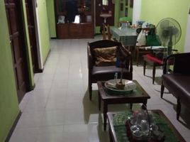 5 Bedroom House for sale in Dukuhpakis, Surabaya, Dukuhpakis