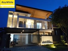 6 Bedroom Villa for sale in Indonesia, Wiyung, Surabaya, East Jawa, Indonesia