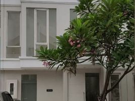 2 Bedroom House for sale in Tandes, Surabaya, Tandes