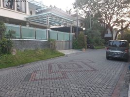 5 Bedroom House for sale in Dukuhpakis, Surabaya, Dukuhpakis