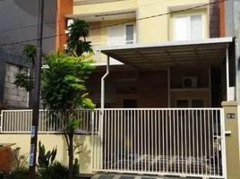 4 Habitación Villa en venta en Gunung Anyar, East Jawa, Gunung Anyar
