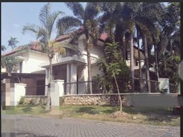 5 Bedroom House for sale in Dukuhpakis, Surabaya, Dukuhpakis