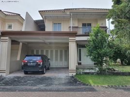 3 Habitación Villa en venta en Lakarsantri, East Jawa, Lakarsantri