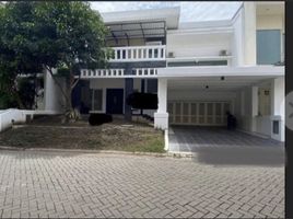 5 Bedroom House for sale in Surabaya, East Jawa, Dukuhpakis, Surabaya