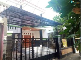 8 Kamar Rumah for sale in Kramat Jati, Jakarta Timur, Kramat Jati