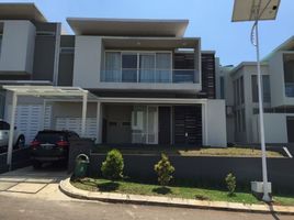 4 Bedroom House for sale in Cidadap, Bandung, Cidadap