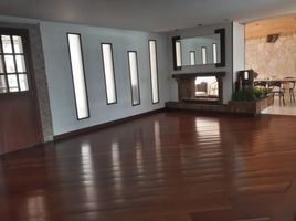 4 Bedroom House for sale in Bogota, Cundinamarca, Bogota