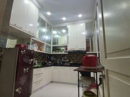 4 Kamar Rumah for sale in Lakarsantri, Surabaya, Lakarsantri