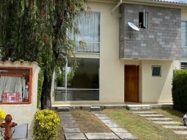 3 Schlafzimmer Villa zu verkaufen in Conocoto, Pichincha, Conocoto, Quito