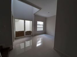 5 Bedroom House for sale in Kenjeran, Surabaya, Kenjeran