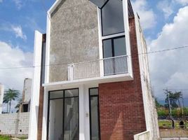 3 Kamar Vila for sale in Dau, Malang Regency, Dau