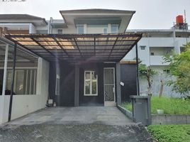 3 Habitación Villa en venta en Wiyung, East Jawa, Wiyung
