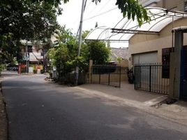 15 Kamar Rumah for sale in Wonocolo, Surabaya, Wonocolo