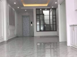4 Bedroom House for sale in Nga Tu So, Hanoi, Nga Tu So