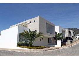 3 Habitación Casa en venta en Nayon, Pichincha, Nayon