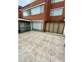 5 Bedroom House for sale in Templo Bogotá Colombia, Bogota, Bogota