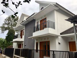 4 Bedroom Villa for sale in Seyegan, Sleman, Seyegan