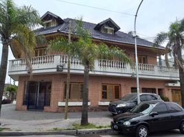 3 Bedroom House for sale in Lanus, Buenos Aires, Lanus