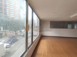 166 m² Office for rent in Colombia, Bogotá, Cundinamarca, Colombia