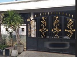 4 Habitación Villa en venta en Wiyung, East Jawa, Wiyung