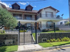 3 Habitación Villa en venta en Cumbaya, Pichincha, Cumbaya