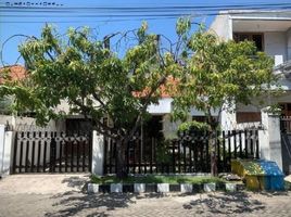 4 Schlafzimmer Villa zu verkaufen in Sukolilo, East Jawa, Sukolilo
