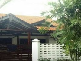 6 Bedroom Villa for sale in Tegal Sari, Surabaya, Tegal Sari