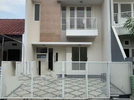 3 Habitación Villa en venta en Kenjeran, East Jawa, Kenjeran