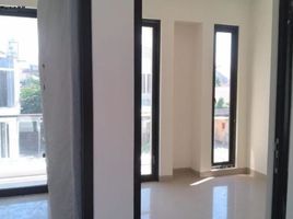 3 Bedroom House for sale in Wiyung, Surabaya, Wiyung