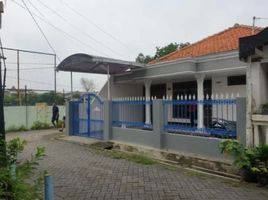 4 Kamar Rumah for sale in Jambangan, Surabaya, Jambangan