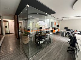 164 SqM Office for sale in Bogota, Cundinamarca, Bogota