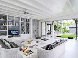 3 Bedroom House for sale in Beachwalk Shopping Centre, Kuta, Kuta