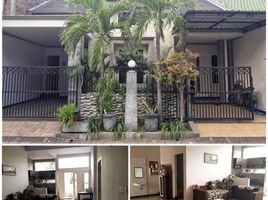 4 Bedroom House for sale in Waru, Sidoarjo, Waru