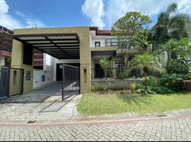 5 Kamar Rumah for sale in Wiyung, Surabaya, Wiyung