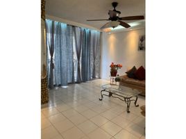 2 Habitación Apartamento en alquiler en Panamá, Bella Vista, Ciudad de Panamá, Panamá, Panamá