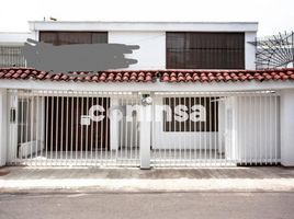 13 Bedroom Villa for rent in Cundinamarca, Bogota, Cundinamarca