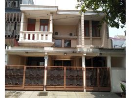 4 Kamar Rumah for sale in Bekasi Selatan, Bekasi, Bekasi Selatan