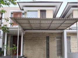 4 Habitación Villa en venta en Lakarsantri, East Jawa, Lakarsantri