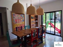 Villa 4 chambre à vendre à Moron, Buenos Aires, Moron